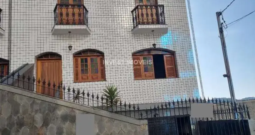 Casa com 3 quartos à venda na Rua Rafael Zacarias, 30, Democrata, Juiz de Fora