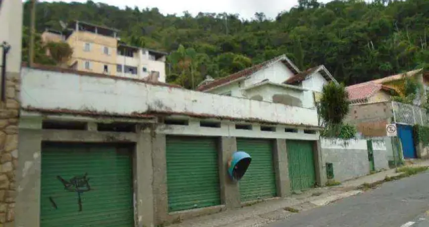 Terreno à venda na Rua da Laguna, CASA 66, Jardim Glória, Juiz de Fora