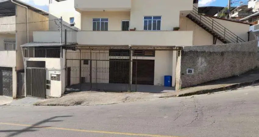 Casa com 3 quartos à venda na Rua Carnaúba, 209, Milho Branco, Juiz de Fora