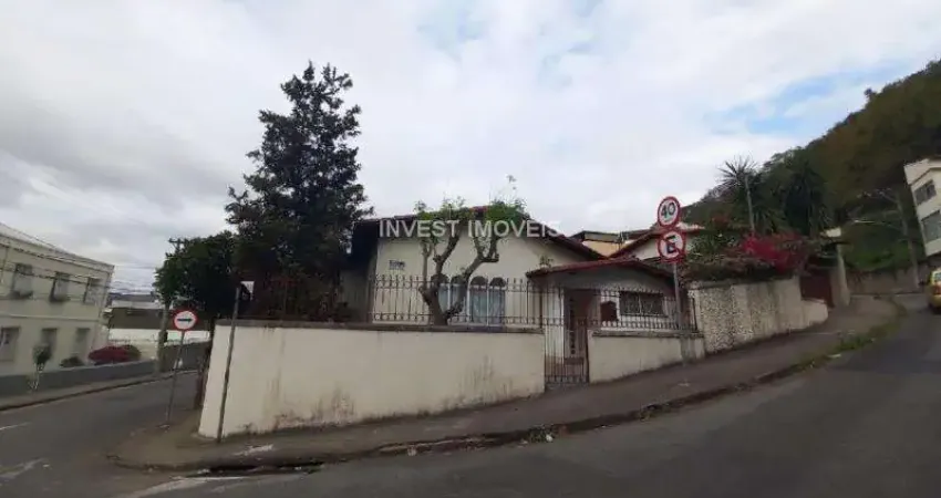 Casa com 3 quartos à venda na Rua Visconde de Mauá, 115, Santa Helena, Juiz de Fora