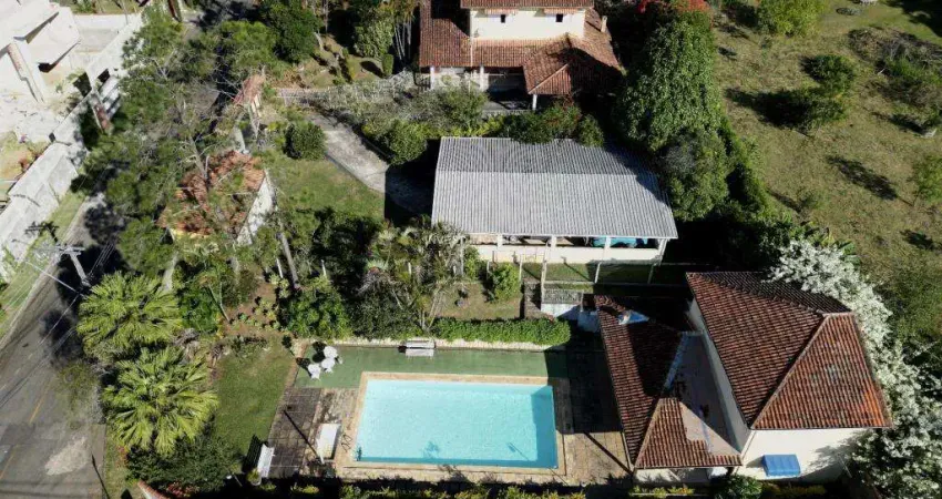 Casa com 5 quartos à venda na Rua da Neblina, 10, Novo Horizonte, Juiz de Fora