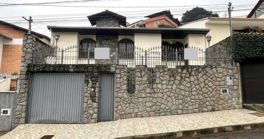 Casa com 4 quartos à venda na DR. MOACYR SIQUEIRA, 205, Bosque dos Pinheiros, Juiz de Fora