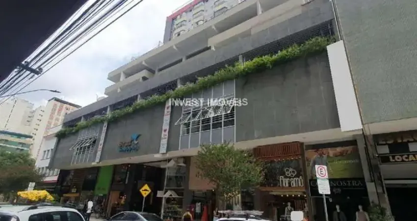 Casa comercial à venda na Rua Braz Bernardino, 105, Centro, Juiz de Fora