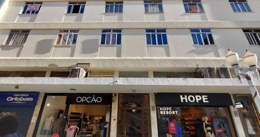 Apartamento com 2 quartos para alugar na Rua Barão de São João Nepomuceno, 289, Centro, Juiz de Fora