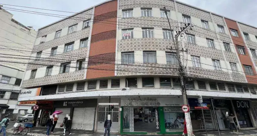 Apartamento com 3 quartos à venda na Avenida Independência, 751, Centro, Juiz de Fora