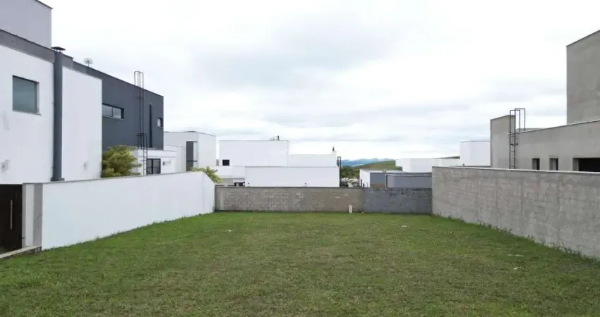 Terreno em condomínio fechado à venda na Rua Além Paraíba, 91, Alphaville, Juiz de Fora