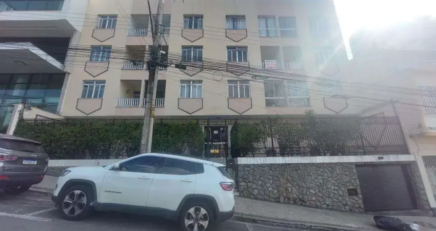 Apartamento com 2 quartos para alugar na Rua Batista de Oliveira, 1272, Centro, Juiz de Fora