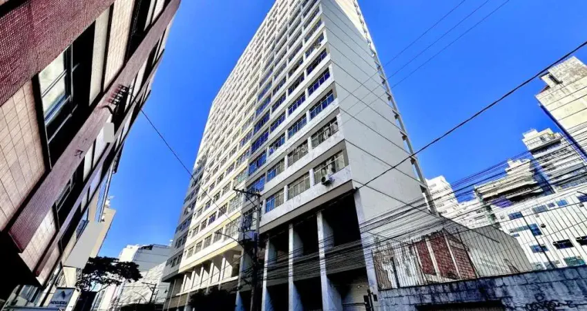 Apartamento com 3 quartos à venda na Rua Oscar Vidal, 245, Centro, Juiz de Fora