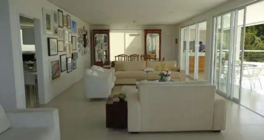 Casa com 3 quartos à venda na Rua Professor Henrique Hargreaves, 40, Granville, Juiz de Fora