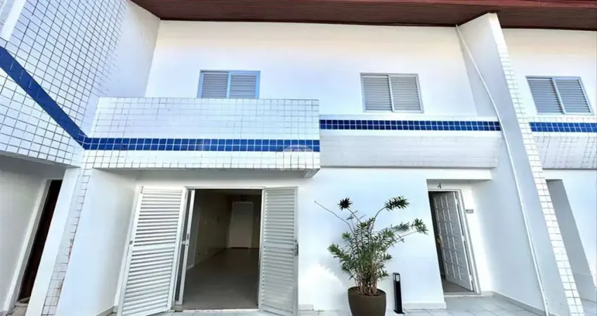 Casa com 3 quartos à venda na Avenida Guarapuava, 1714, Caiobá, Matinhos