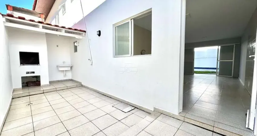 Casa com 3 quartos à venda na Avenida Guarapuava, 1714, Caiobá, Matinhos