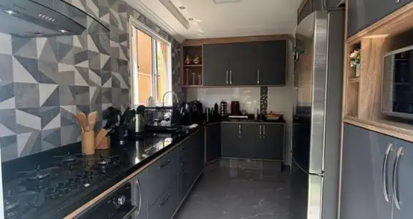 Linda casa 03 quartos 01 suíte no condomínio residencial bosque da vila - jardim petrópolis - cotia