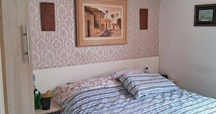 CASA COM 02 DORM - COND. VILA CAUCAIA III - ÁGUA ESPRAIADA -  COTIA-SP