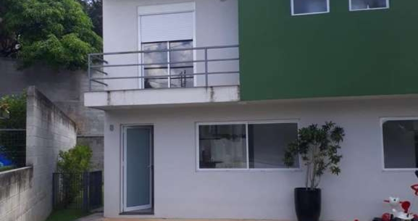 CASA - 03 DOMITÓRIOS - CONDOMINIO ARAUCÁRIA -   JARDIM PIONEIRA  - COTIA/SP