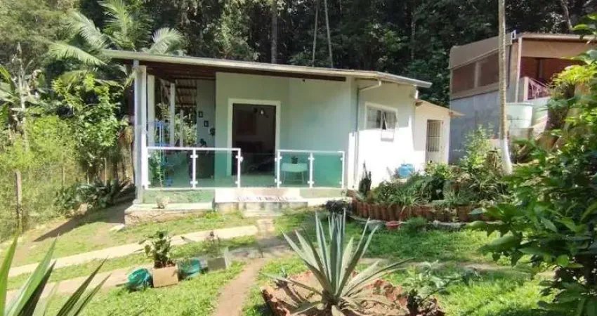 Linda Casa 02 Quartos  com PISCINA no Paraiso! -  Condomínio Santa Cruz das Paineiras - Jardim Atalaia - Cotia / Sp