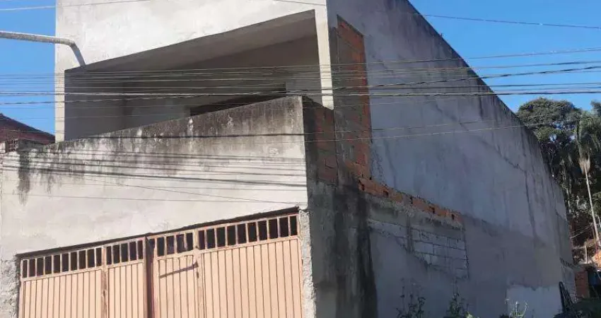 CASA COM 03 DORMITÓRIOS - Nhambuca ( Caucaia do Alto) - COTIA / SP