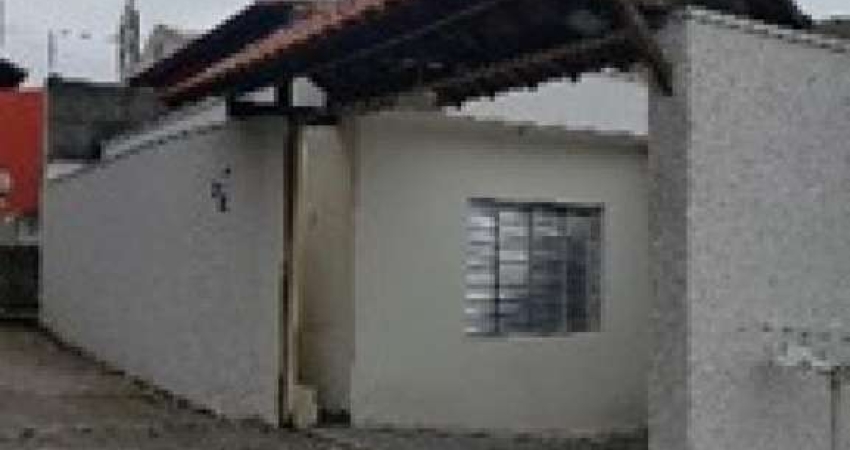 CASA COM 03 DORMITÓRIOS - JARDIM ELIANE - COTIA / SP