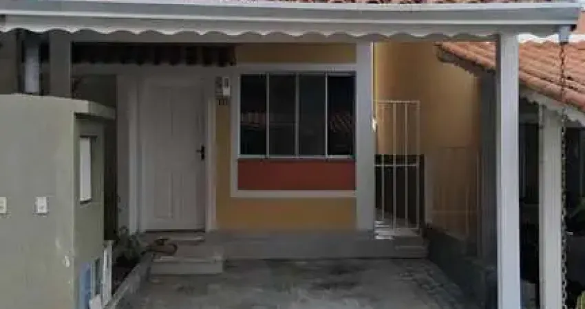 Casa com 02 dormitórios - Condomínio Cidade jardim - Granja Viana - Cotia/ Sp