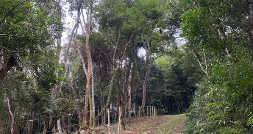 Terreno à venda  2.380m² - Condomínio Haras Mansani - Embu das Artes/SP