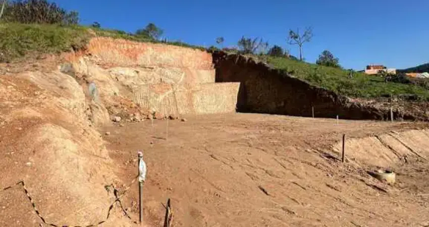 Terreno à venda na Estrada Do Tabuleiro Verde, Jardim Ísis, Cotia