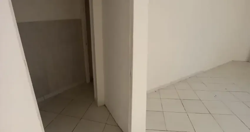 Ponto comercial com 1 sala para alugar na Avenida Cristóvão Colombo, Floresta, Porto Alegre