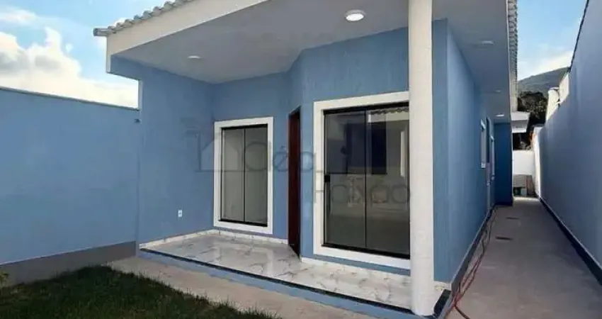 Ótima casa com dois quartos, piscina e área gourmet à venda em itaipuaçú.