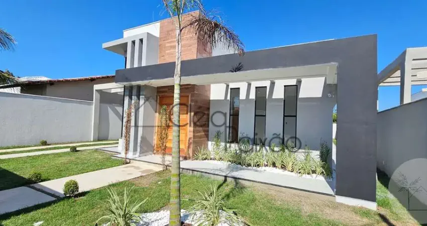 Belíssima casa com 3 quartos,piscina e área gourmet à venda em itaipuaçú-maricá
