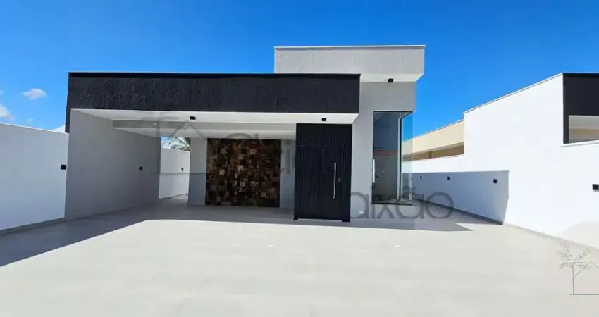 Excelente casa com 3 quartos,  em terreno inteiro à venda em itaipuaçú.