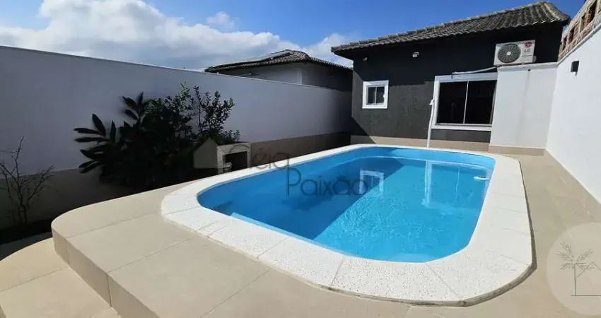 Ótima casa com 3 quartos, piscina e área gourmet à venda em itaipuaçú-maricá rj