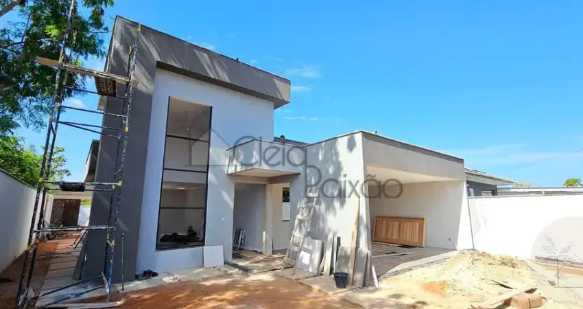 Ótima casa com 3 quartos e área gourmet à venda em itaipuaçú, maricá rj.
