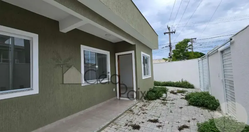 Casa geminada em itaipuaçú, maricá, com 2 quartos muito bem localizada!