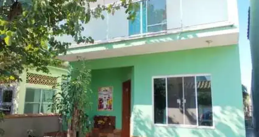 Casa dúplex com dois quartos à venda na praia de itaipuaçú, maricá rj.j