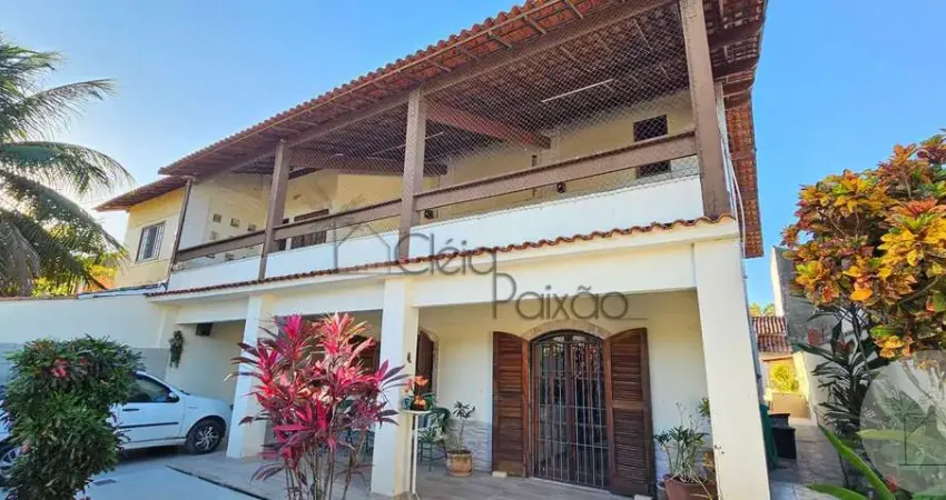 Casa com 4 quartos à venda na Rua Rubens Falcao, 13, Itaipu, Niterói