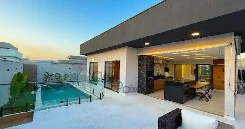 Belíssima casa dúplex com 3 quartos à venda condomínio fechado, maricá rj.