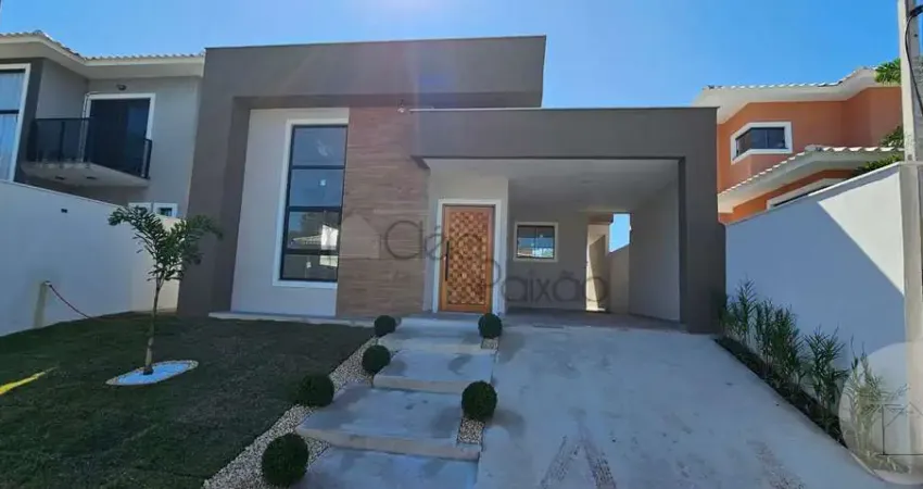 Casa muito ampla,  com 3 quartos à venda em condomínio fechado,  maricá rj.