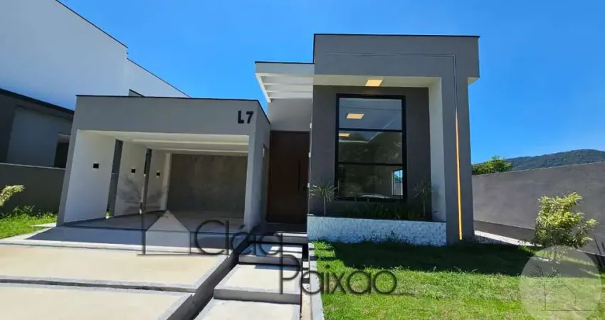 Casa incrível à venda em cond. fechado com 3 quartos sendo 1 suíte em maricá