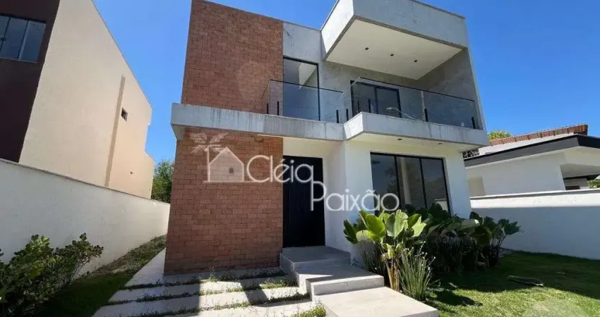 Excelente casa com 4 quartos à venda em condomínio fechado, maricá rj.