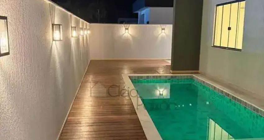 Excelente casa com 3 quartos à venda em condomínio fechado, maricá rj.