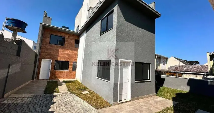 Sobrado com 3 dormitórios à venda, 117 m² por R$ 680.000,00 - Uberaba - Curitiba/PR