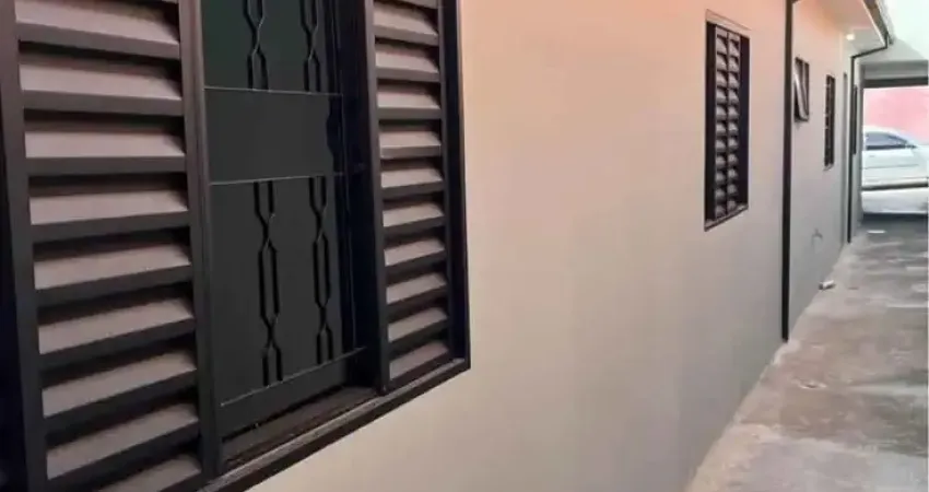 Lindo imóvel terréo a venda na região do campo limpo, pronto para morar.