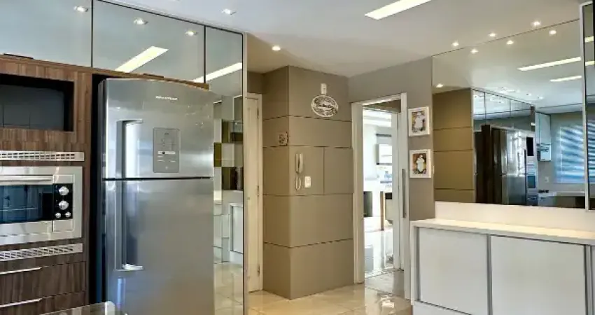 À venda no centro de bento gonçalves, apartamento com 3 dormitórios, sendo um suíte com sacada