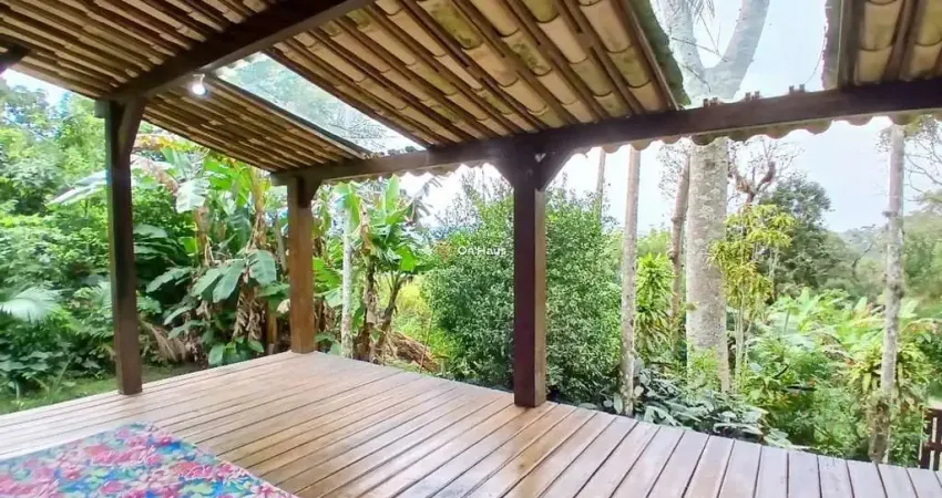 Casa com 3 quartos para alugar na Rua Laurindo Januário da Silveira, 1900, Canto da Lagoa, Florianópolis