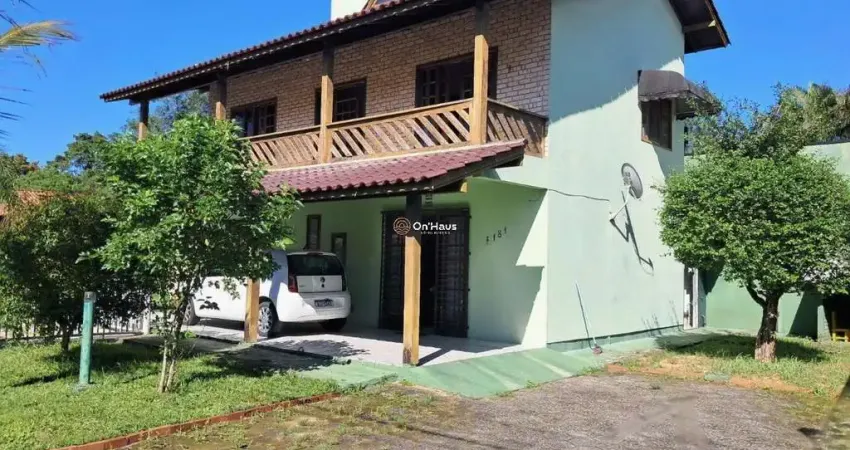 Casa com 3 quartos à venda na Rua Fidélis Govoni, 181, Campeche, Florianópolis