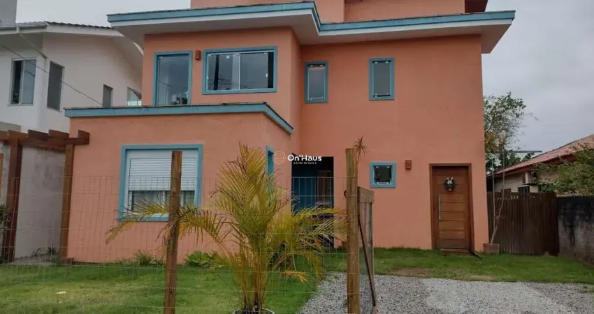 Casa com 3 quartos à venda na Servidão Guilherma Maria da Silva, 178, Campeche, Florianópolis