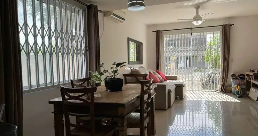 Casa com 2 quartos à venda na Rua Vista do Sol, 103, Campeche, Florianópolis