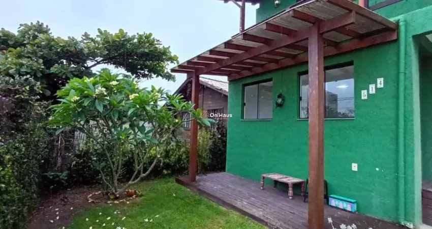 Casa com 2 quartos para alugar na Rua Laura Duarte Prazeres, 514, Campeche, Florianópolis