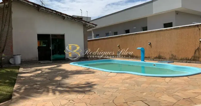 Casa em condomínio fechado com 4 quartos para alugar na Estrada do Itapeti, 100, Parque Residencial Itapeti, Mogi das Cruzes