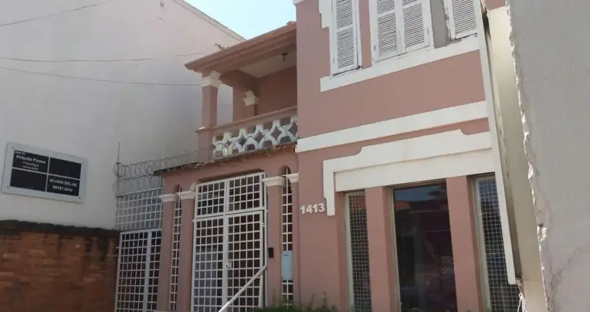Casa comercial com 3 salas para alugar no Centro, Piracicaba 