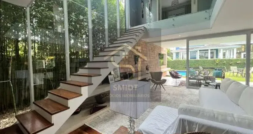 Casa com 4 quartos para alugar na Rodovia Jornalista Maurício Sirotsky Sobrinho, 5057, Jurerê, Florianópolis