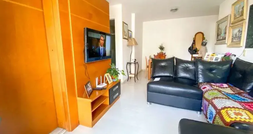 Belíssimo apartamento no fonseca, 3 quartos com 1 suíte, varanda